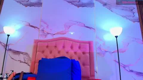 la_indiia online show from March 12, 11:27 am