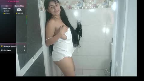 Snapshot of la_wuaifu1 chatting on October 25, 8:14 pm la_wuaifu1 online show from October 25, 8:14 pm