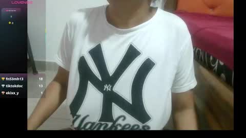 Snapshot of la_wuaifu1 chatting on November 2, 10:34 pm la_wuaifu1 online show from November 2, 10:34 pm