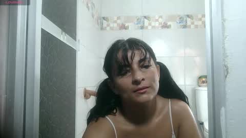 Snapshot of la_wuaifu1 chatting on November 15, 7:21 pm la_wuaifu1 online show from November 15, 7:21 pm