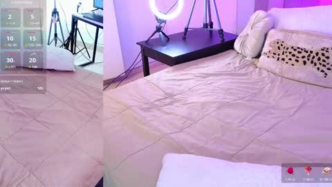 Cris  online show from March 3, 2:37 pm