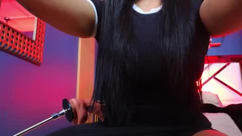 Cris  online show from November 25, 3:34 pm