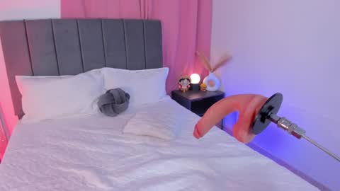 Snapshot of laana_foxx chatting on November 28, 1:19 am lana foxx Model independient online show from November 28, 1:19 am