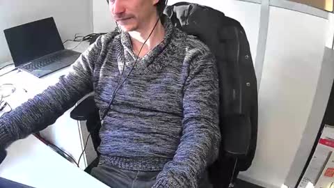 labelette007 online show from January 9, 9:16 am