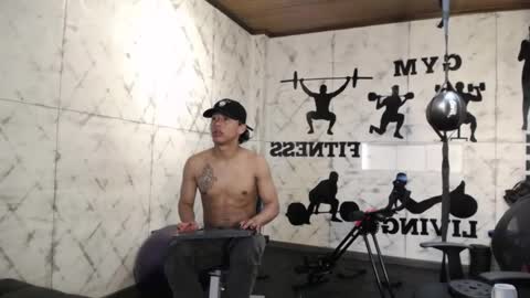 labrinthteasing online show from November 12, 3:12 pm