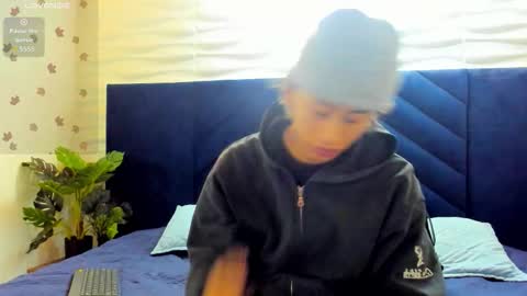 labrinthteasing online show from January 8, 12:18 pm