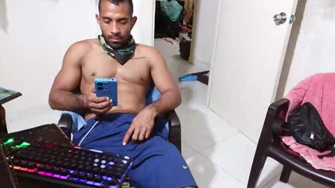 Snapshot of lacasadelosmunecosbq chatting on November 26, 4:46 am Bruno Smith online show from November 26, 4:46 am