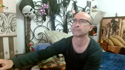lachicadeldiablo online show from May 3, 5:52 pm