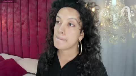 Snapshot of lacolorina_ chatting on March 3, 4:47 am Colorina online show from March 3, 4:47 am