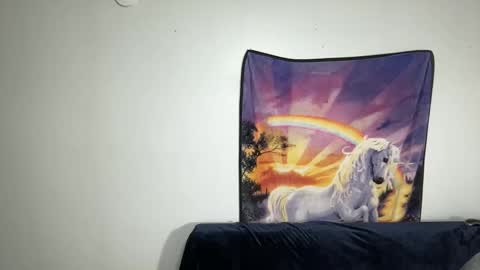 Lacy8Vankort online show from February 10, 7:28 pm