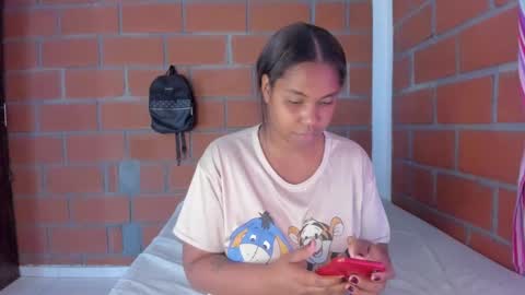 Akyra  online show from February 8, 7:16 pm