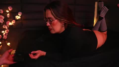 Kathie  Dicky    online show from September 24, 3:37 pm