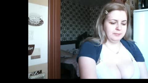 lady cute cat29 online show from April 27, 2:42 am