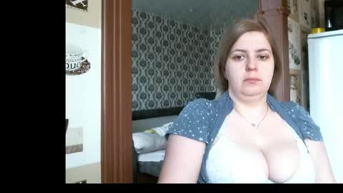 lady cute cat29 online show from May 12, 2:52 am