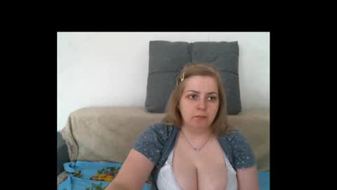 lady cute cat29 online show from May 18, 6:08 am