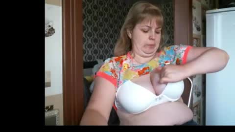 lady cute cat29 online show from June 16, 2:47 am