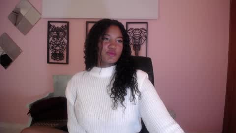 Snapshot of lady_danbury chatting on December 2, 8:11 pm Karla - Instagram lady karla1 online show from December 2, 8:11 pm