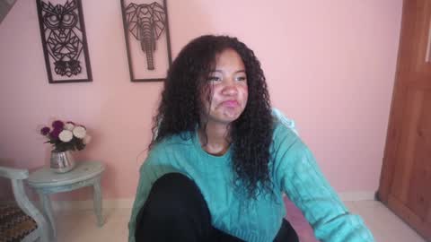 Snapshot of lady_danbury chatting on December 5, 8:33 am Karla - Instagram lady karla1 online show from December 5, 8:33 am