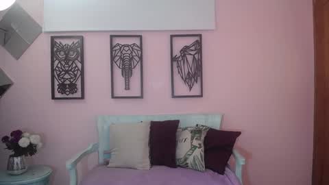 Snapshot of lady_danbury chatting on December 7, 1:14 am Karla - Instagram lady karla1 online show from December 7, 1:14 am