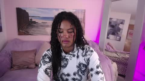 Snapshot of lady_danbury chatting on December 21, 12:31 am Karla - Instagram lady karla1 online show from December 21, 12:31 am