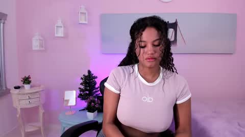 Snapshot of lady_danbury chatting on February 26, 4:45 pm Karla - Instagram lady karla1 online show from February 26, 4:45 pm