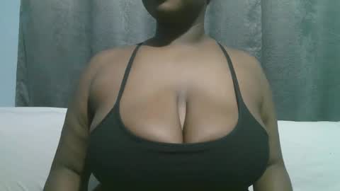 Snapshot of lady_dearra chatting on September 19, 2:35 am lady_dearra online show from September 19, 2:35 am