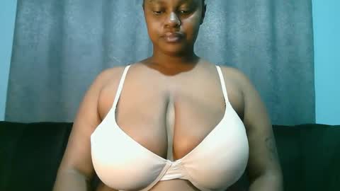 lady_dearra online show from June 6, 2:49 am