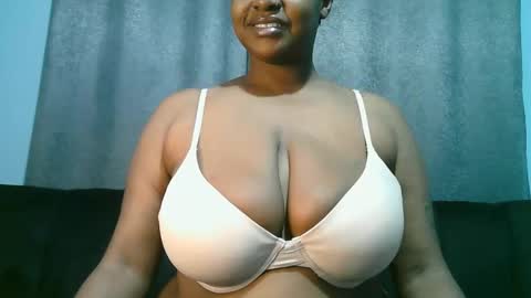lady_dearra online show from June 11, 2:33 am