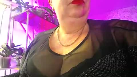 Lady Gloria online show from December 18, 10:54 am