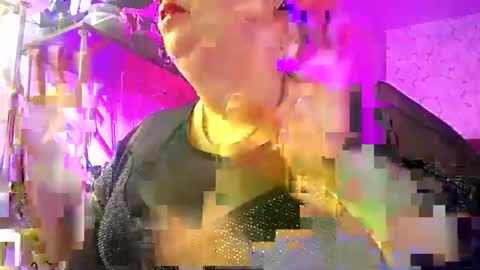 Lady Gloria online show from January 6, 5:11 am