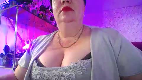 Lady Gloria online show from May 9, 8:08 am