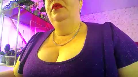 Lady Gloria online show from May 26, 7:15 am