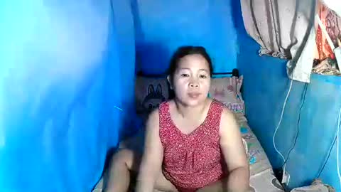 lady_in_bed69 online show from June 11, 12:32 am