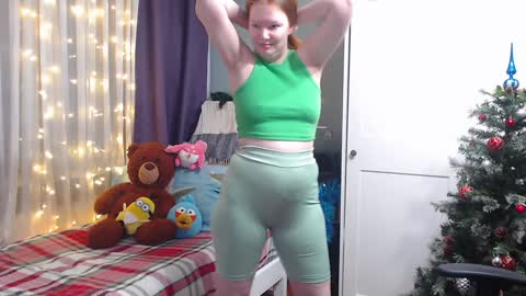 Snapshot of lady_inari chatting on January 4, 8:27 pm Angelika online show from January 4, 8:27 pm