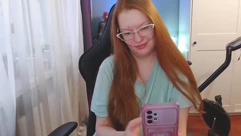 Snapshot of lady_inari chatting on November 3, 6:47 am Angelika online show from November 3, 6:47 am