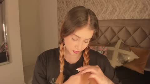 Snapshot of lady_lacey05 chatting on February 19, 5:16 pm Gaby online show from February 19, 5:16 pm