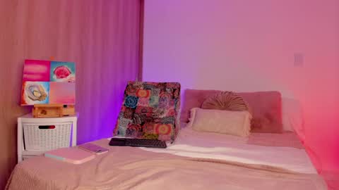 Gaby  online show from June 30, 11:06 pm