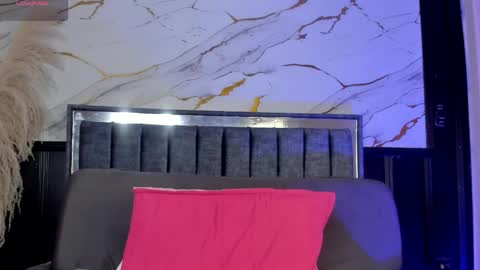 Snapshot of lady_lucy69 chatting on April 21, 12:33 pm lady_lucy69 online show from April 21, 12:33 pm
