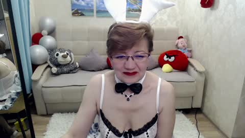 Diana online show from April 6, 8:21 pm