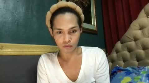 M MMY online show from June 4, 4:02 pm