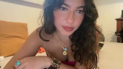 Snapshot of ladyarwen1 chatting on March 4, 4:02 pm LadyArwen online show from March 4, 4:02 pm