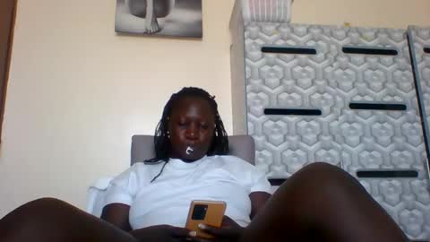 lindah32 online show from January 16, 12:31 pm