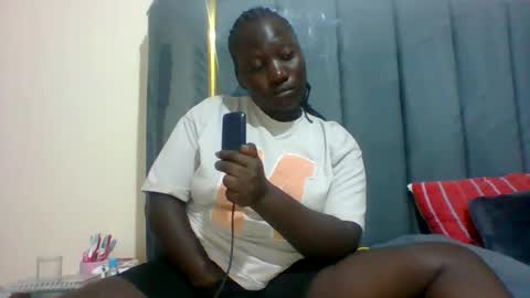 lindah32 online show from February 17, 6:04 pm