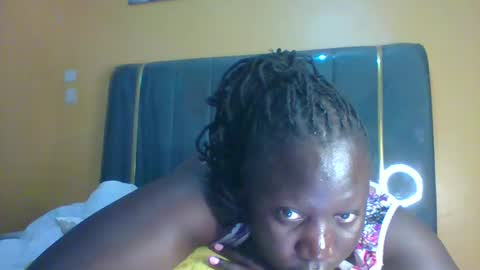 lindah32 online show from September 9, 7:13 pm