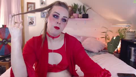 ladyboyhomemaker online show from January 24, 2:28 am