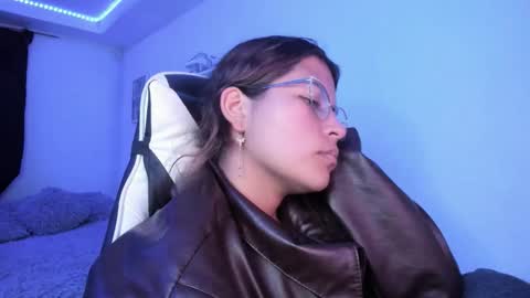  Lady  online show from February 11, 4:50 am