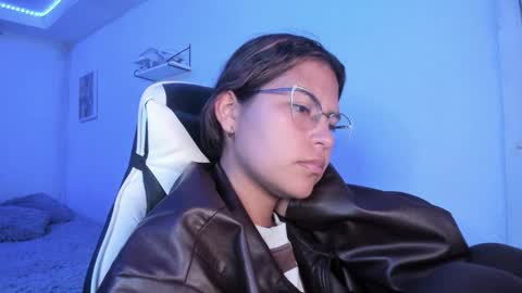  Lady  online show from February 13, 2:40 am