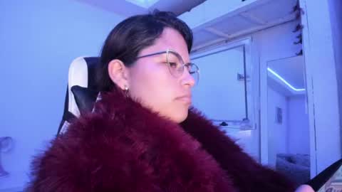 Snapshot of ladybrown_16 chatting on June 9, 2:01 am Lady online show from June 9, 2:01 am