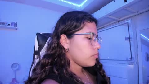 Snapshot of ladybrown_16 chatting on June 12, 2:54 am Lady online show from June 12, 2:54 am