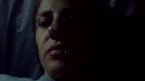 Snapshot of ladybug9097 chatting on October 4, 1:36 am RockStar Couple online show from October 4, 1:36 am